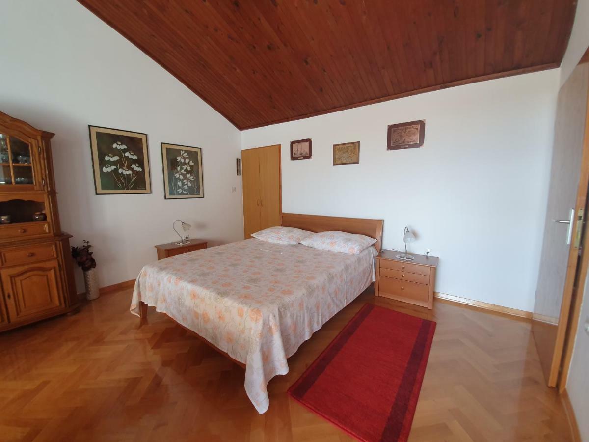 Penthouse Studio With Sea View Makarska Exteriör bild